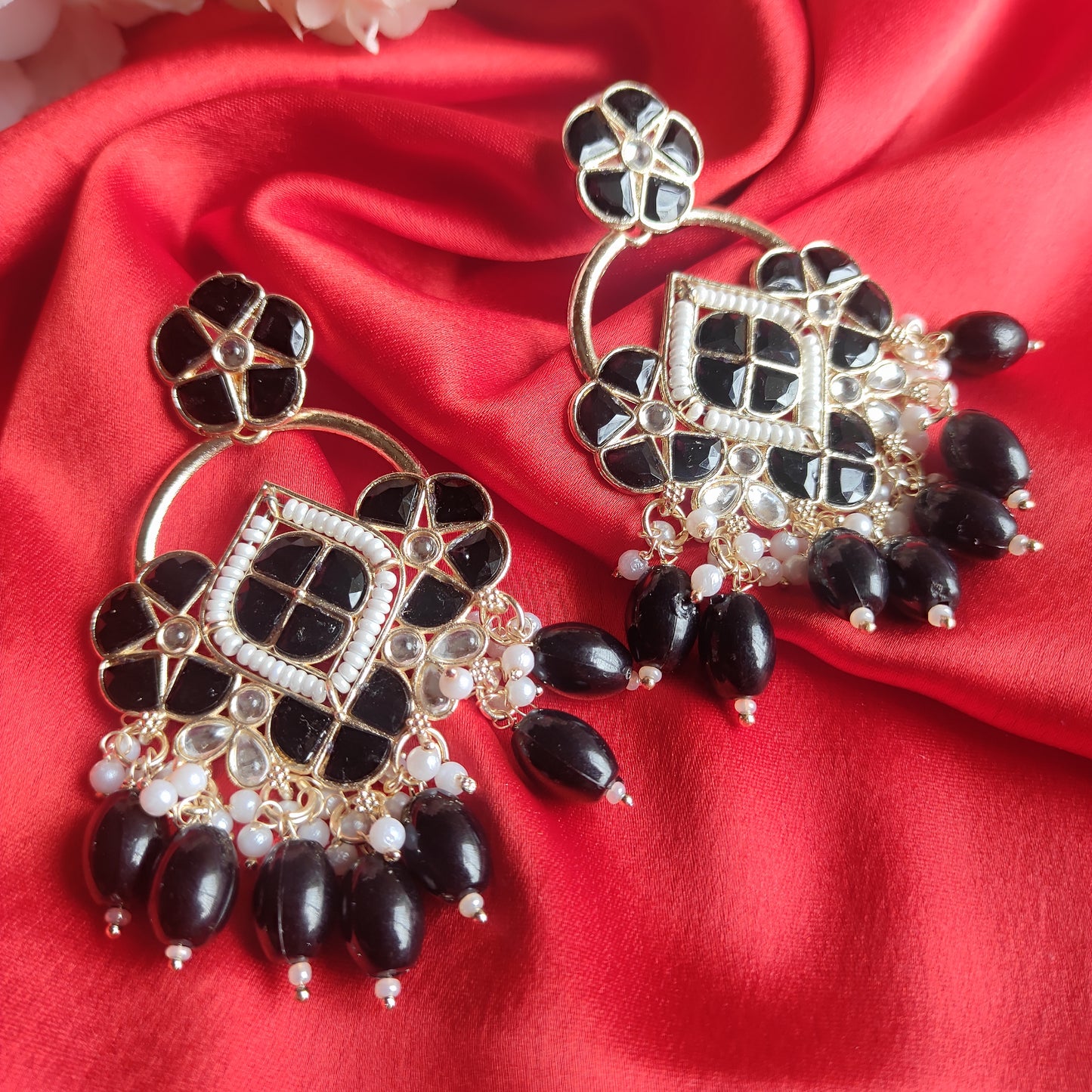 Black Adrika kundan earrings