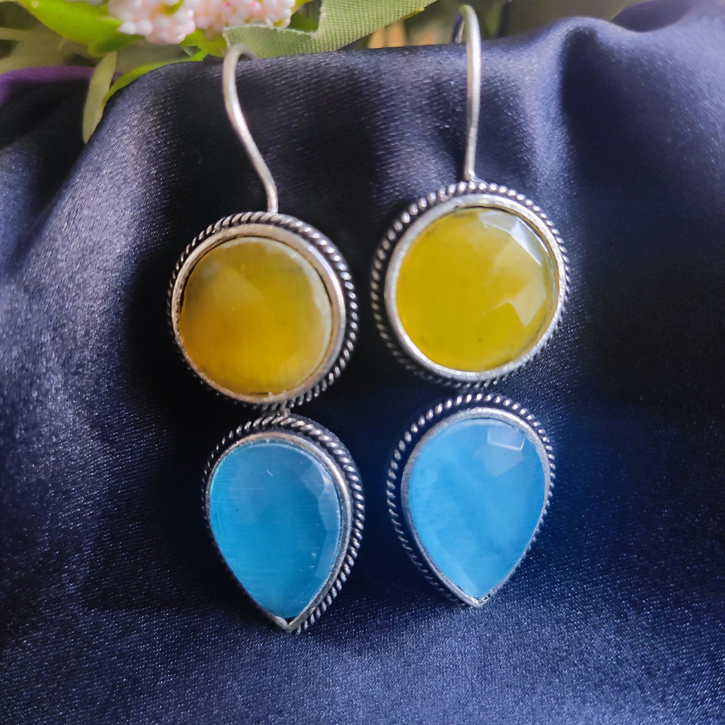Yellow Blue solo monalisa stone earrings