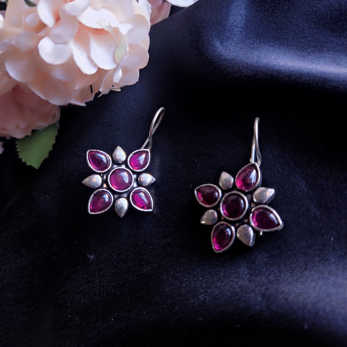 Pink solo monalisa stone earrings