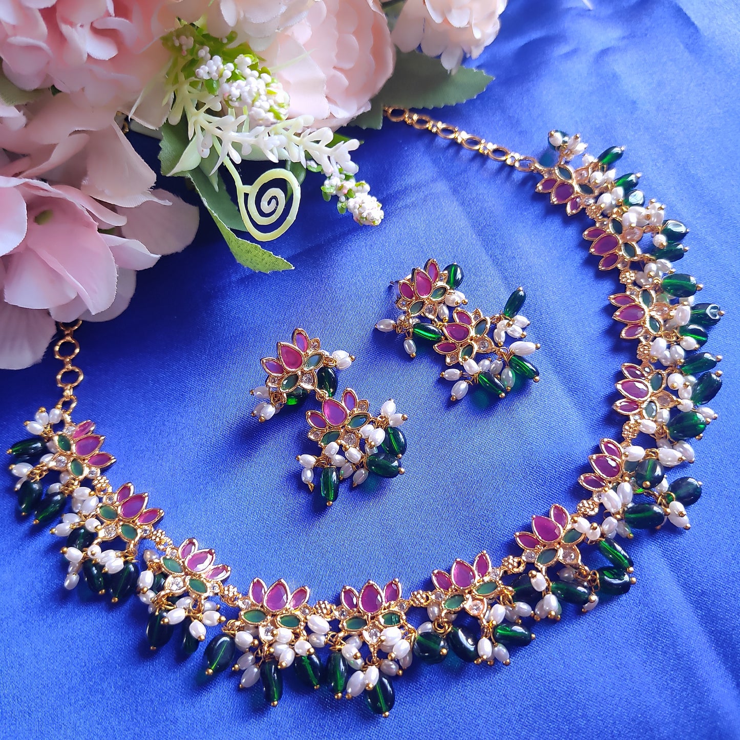 Gold Plated lotus flowers Choker Necklace & Dangle Earrings Set Ethnic Traditional Jewellery for Women & Girls