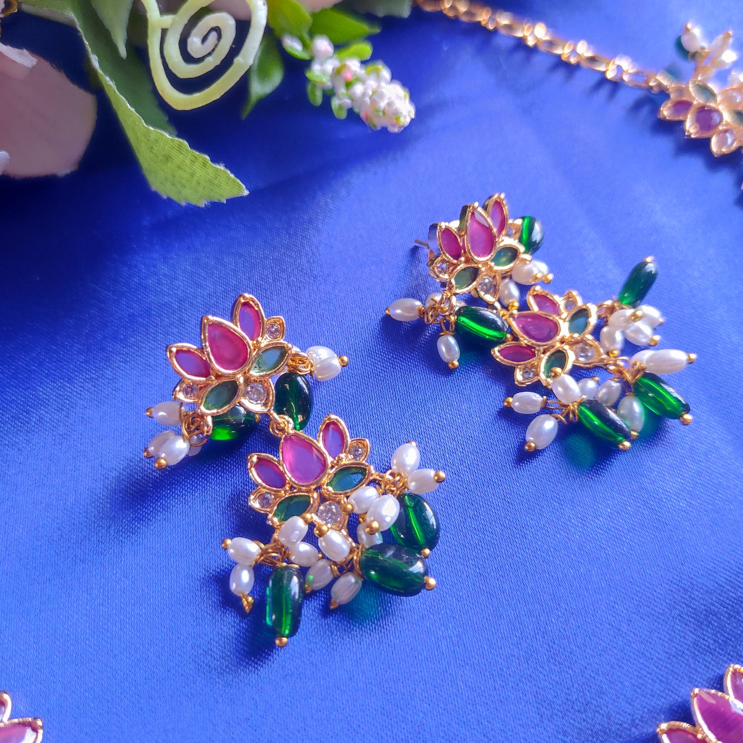 Gold Plated lotus flowers Choker Necklace & Dangle Earrings Set Ethnic Traditional Jewellery for Women & Girls
