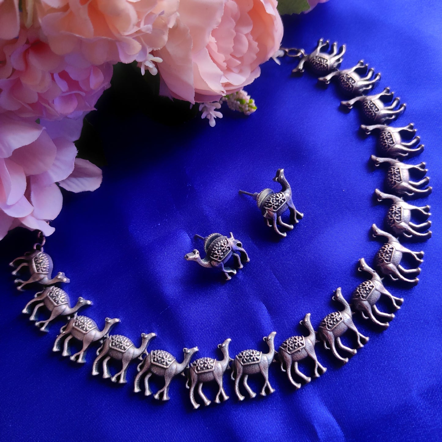 Silver Oxidised Camel Design Necklace Set