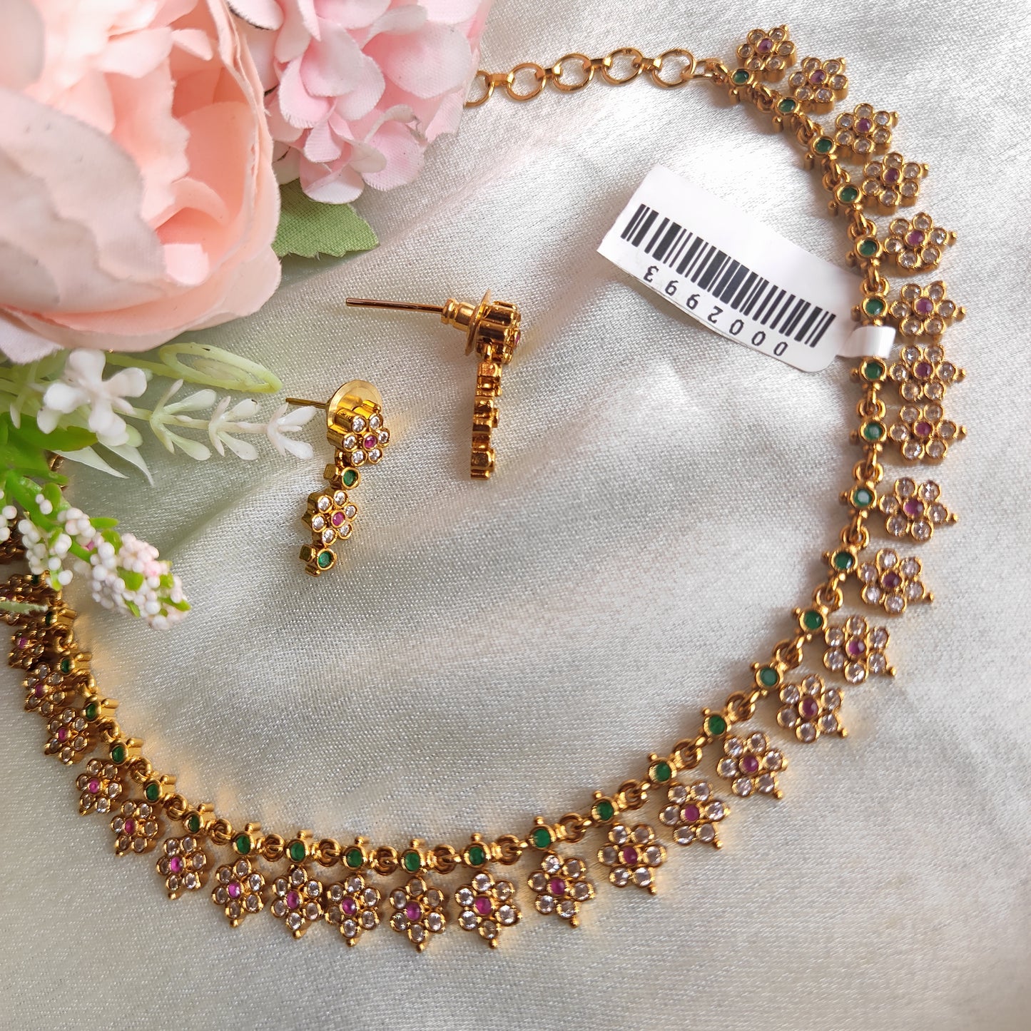 Beautiful Floral Green & Pink stone necklace set