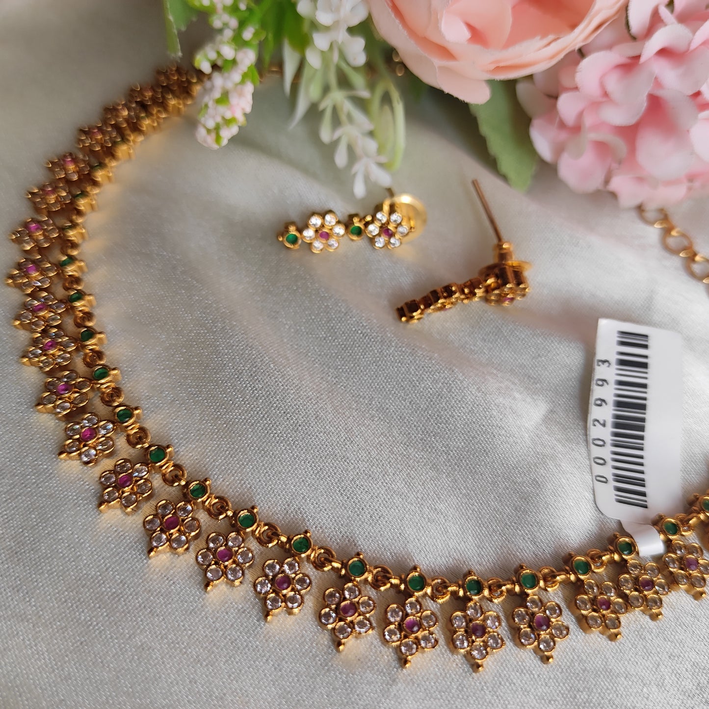 Beautiful Floral Green & Pink stone necklace set