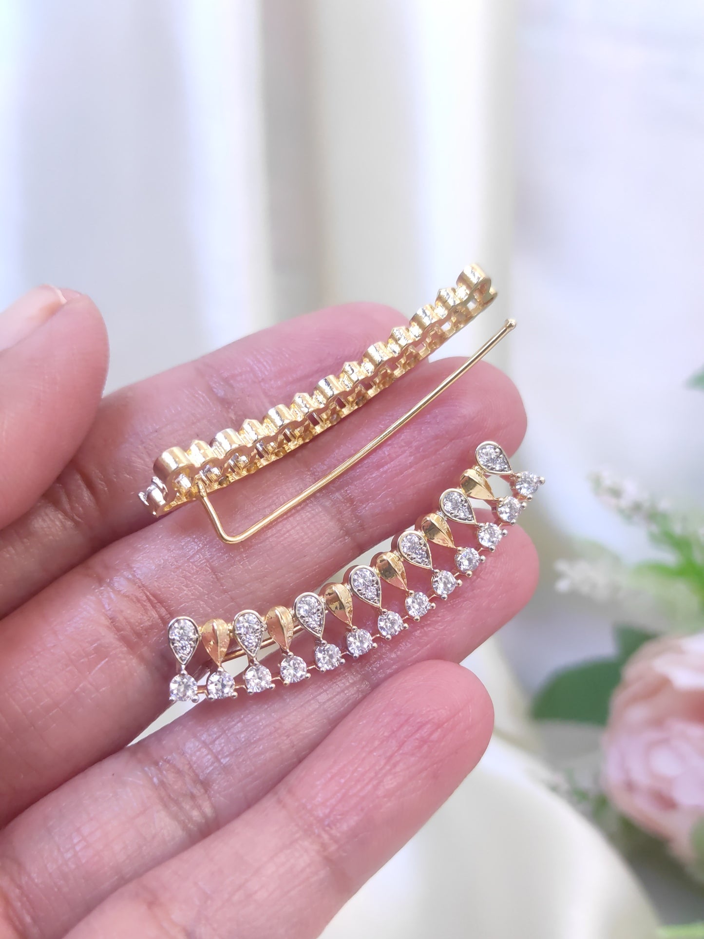 Teardrop Sparkle Ear Cuff (Gold & Silver Finish)