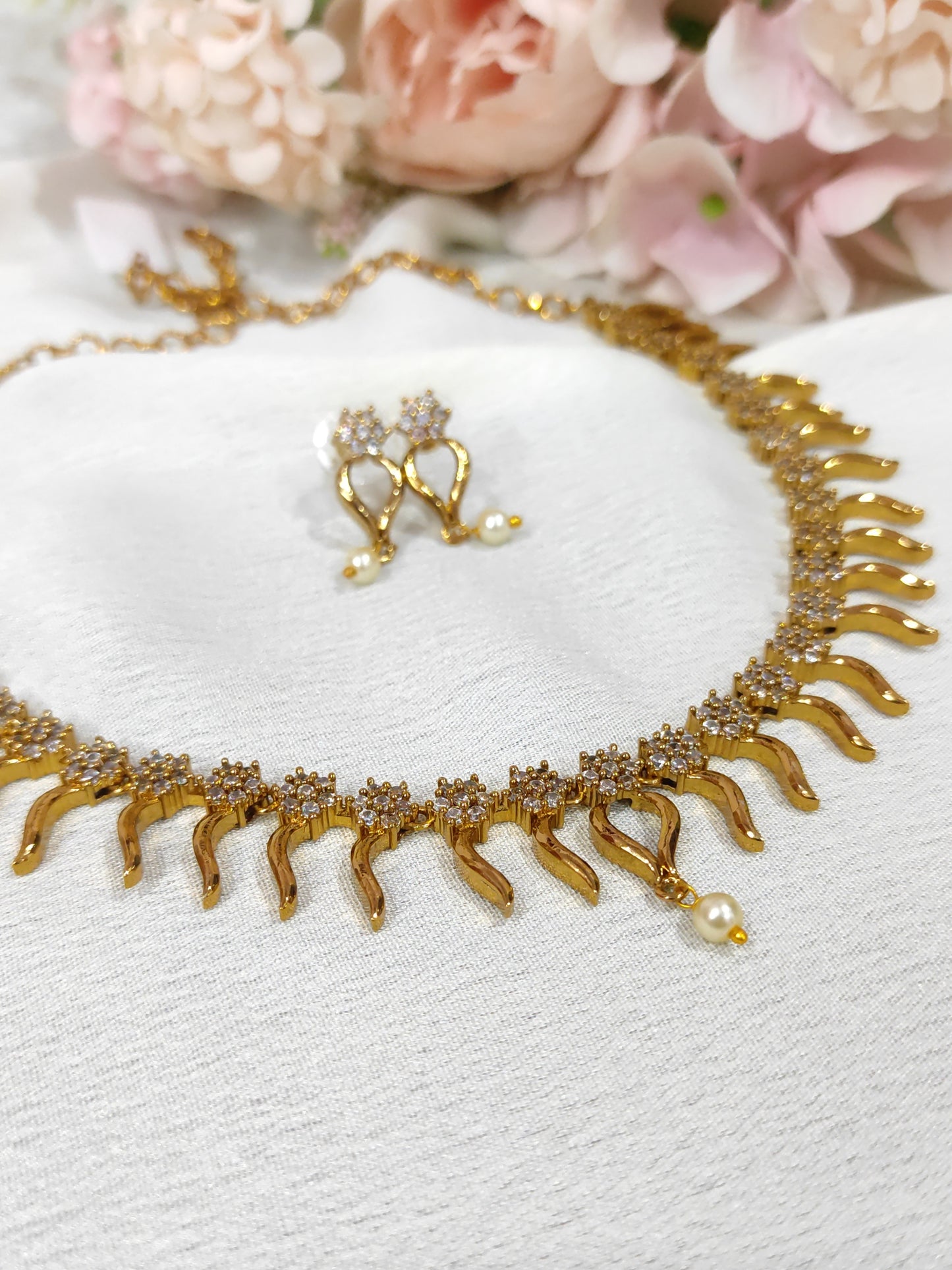 Beautiful White stone necklace set