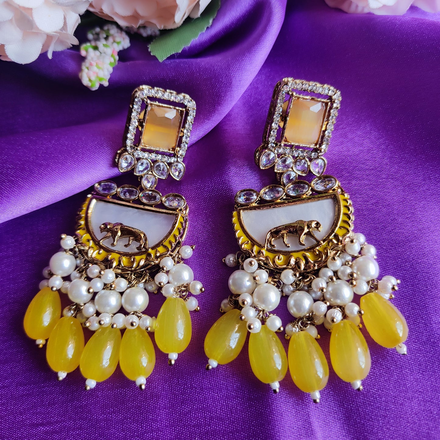 Yellow Tara premium kundan earring