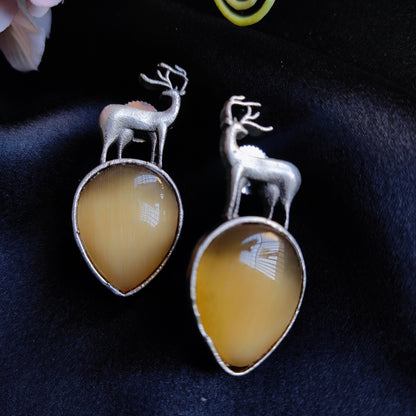 Yellow deer monalisa stone earring