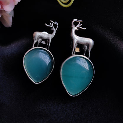 Turquoise deer monalisa stone earring