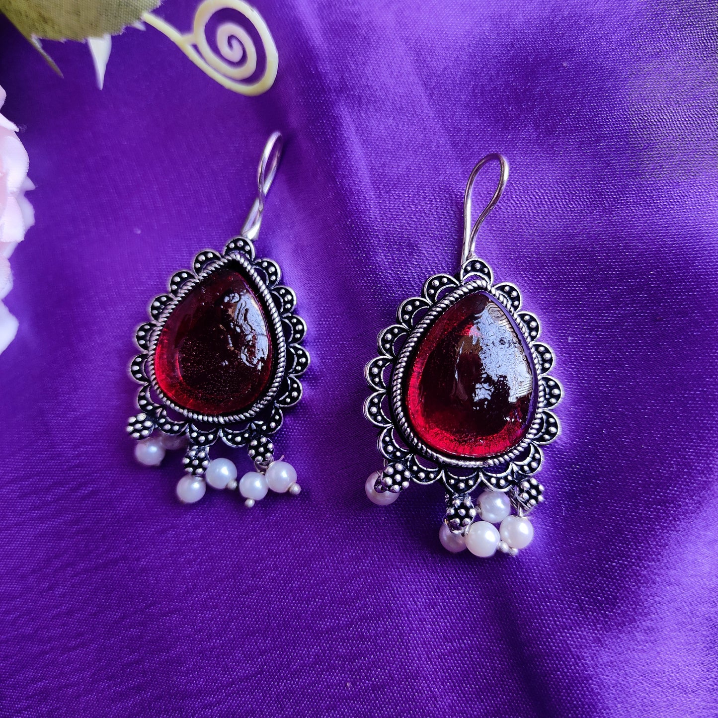 Red luna monalisa stone earring