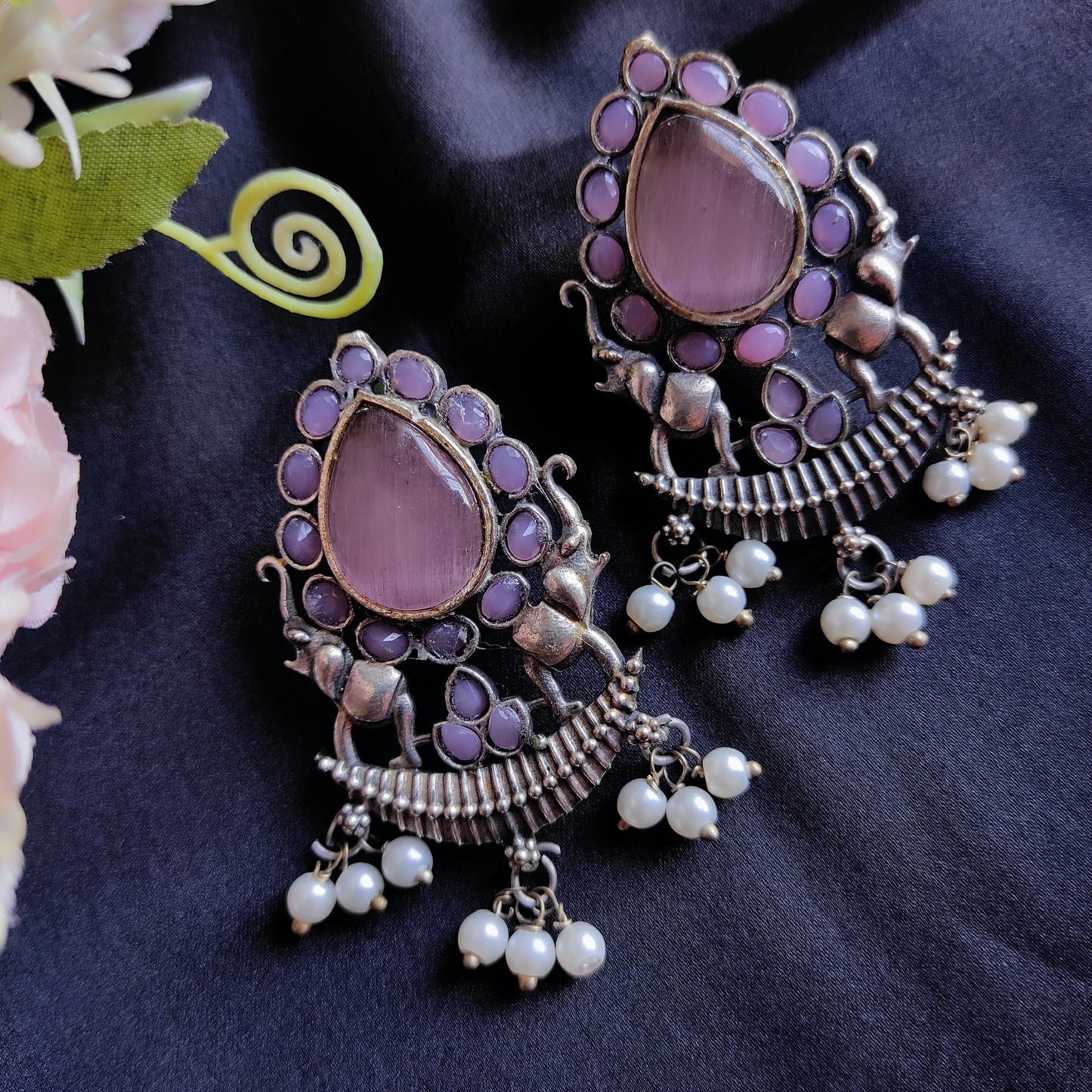 Pink Vinata monalisa stone earring