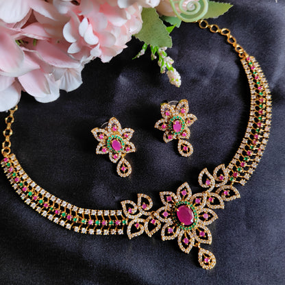 Beautiful flower petal Green & Pink necklace set