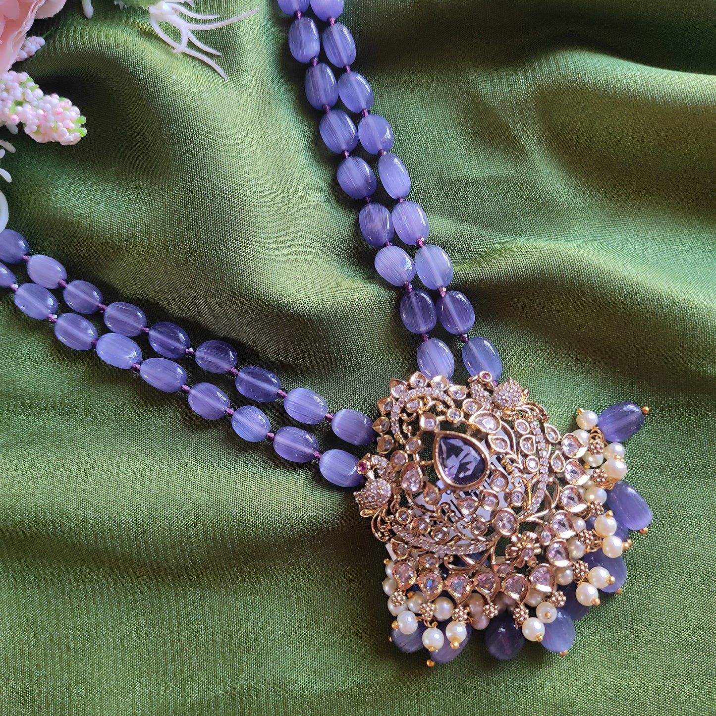 Elegant Victorian monalisa beaded Necklace in Violet [No Earrings]