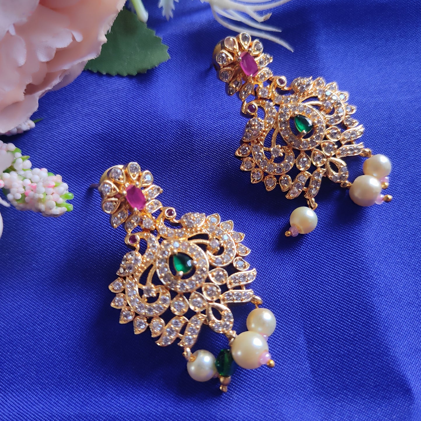Peacock AD stone earrings pearl layered center green stone