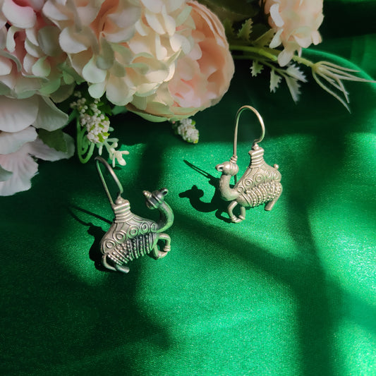 Camel Hanging Earrings