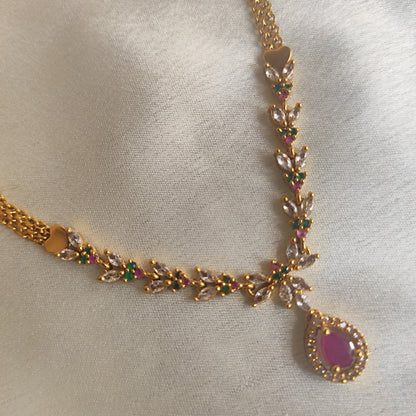Simple gold plated necklace (Without earrings)