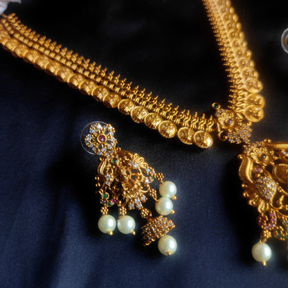 Lakshmi motif necklace set