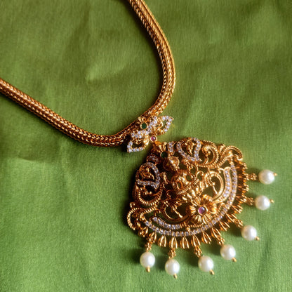 Nantadu with lakshmi motif pendant