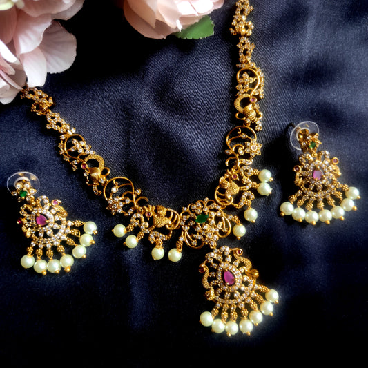 Beautiful gold plated necklace set
