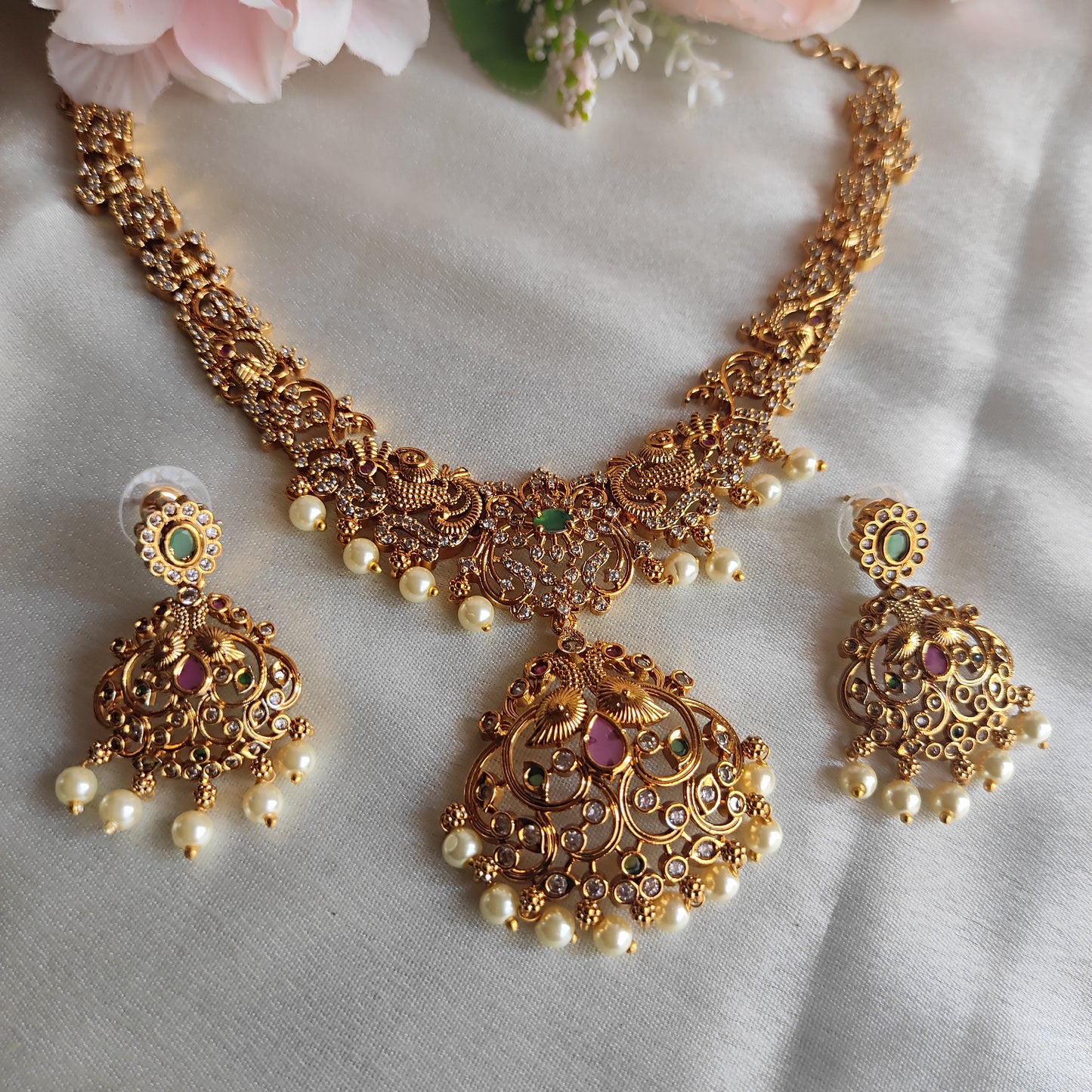 Beautiful Gold Plated necklace set
