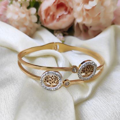 Classy anti tarnish bracelet best for office wear