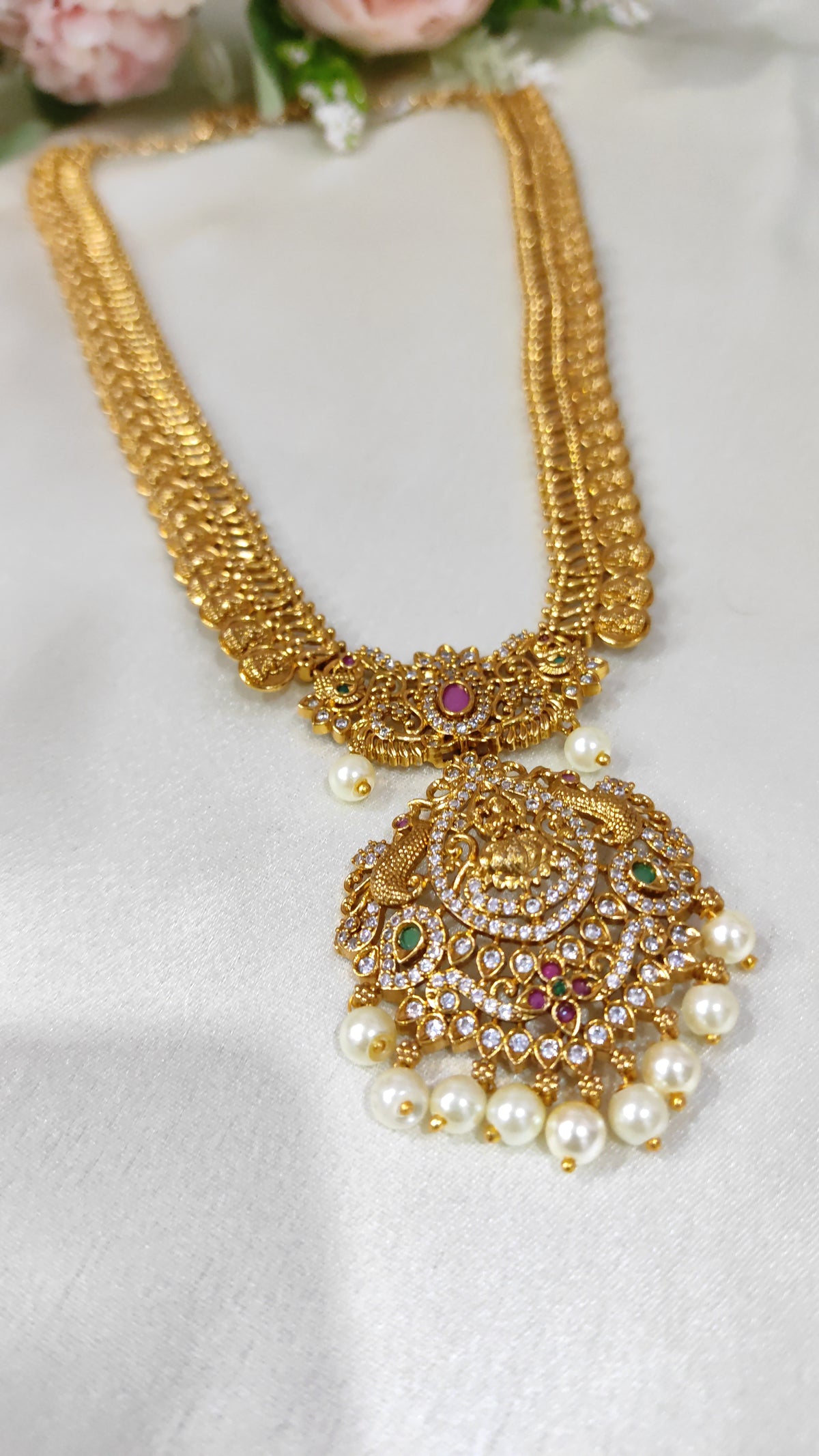 Traditional Lakshmi Coin Necklace with Kundan Pendant & Pearl Drops