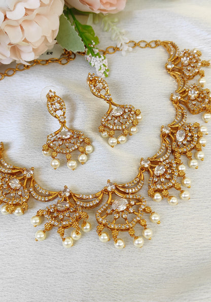 Designer necklace with earrings in White colour