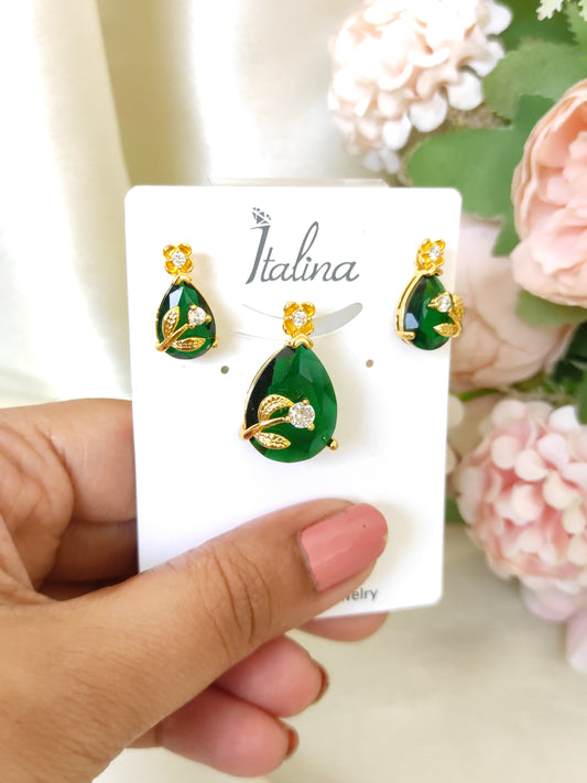 Emerald Elegance Leaf Design Pendant Set