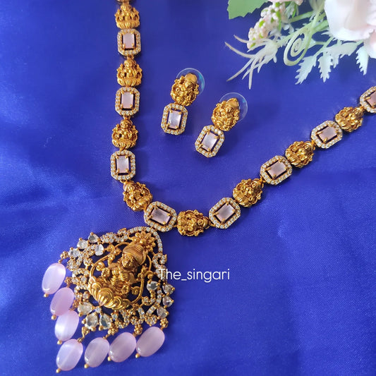 Lakshmi motif necklace set (Blush pink)