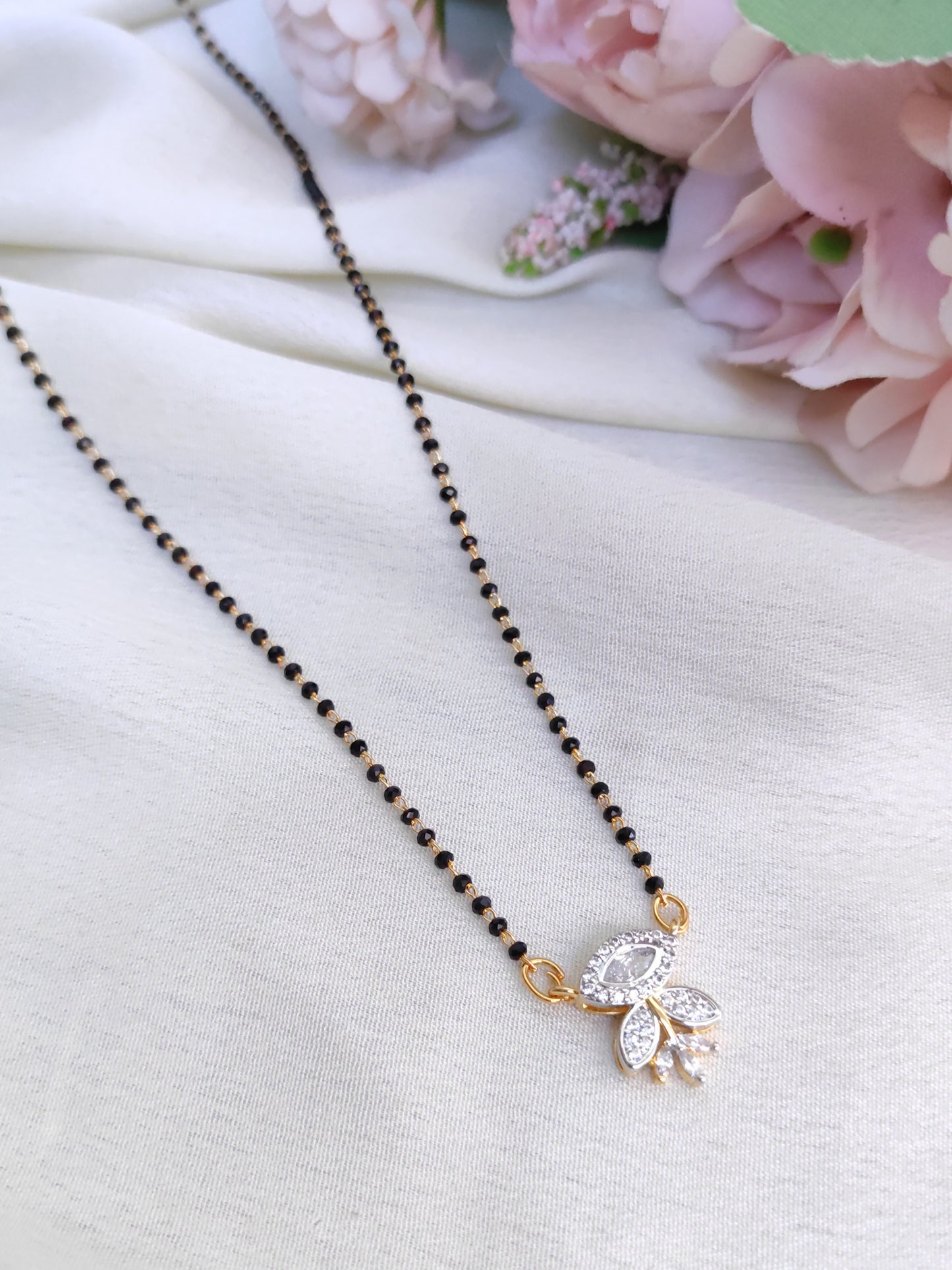 Leaf Design White AD Pendant Black Bead Chain – Minimal Gold Finish Necklace