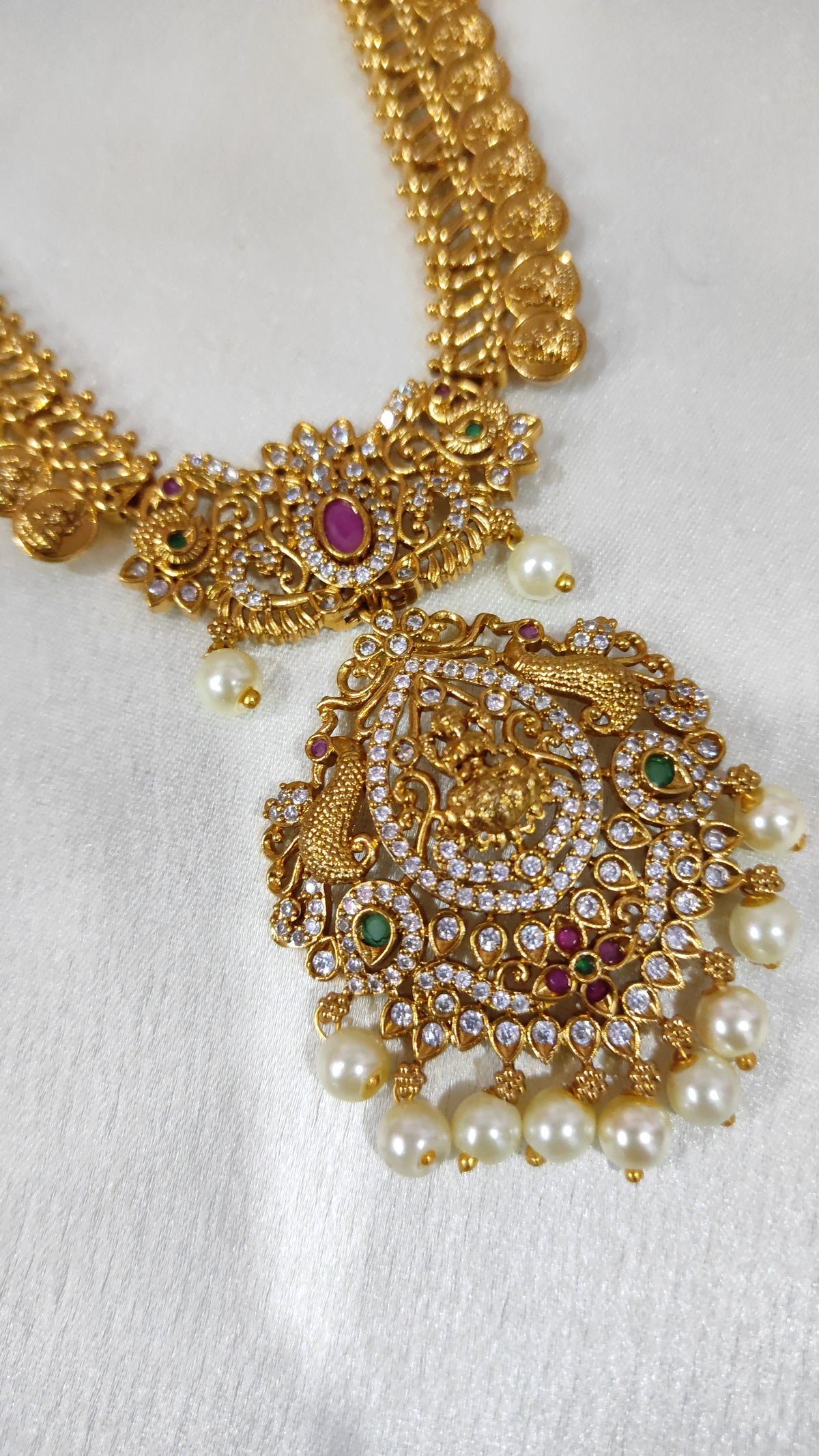 Traditional Lakshmi Coin Necklace with Kundan Pendant & Pearl Drops