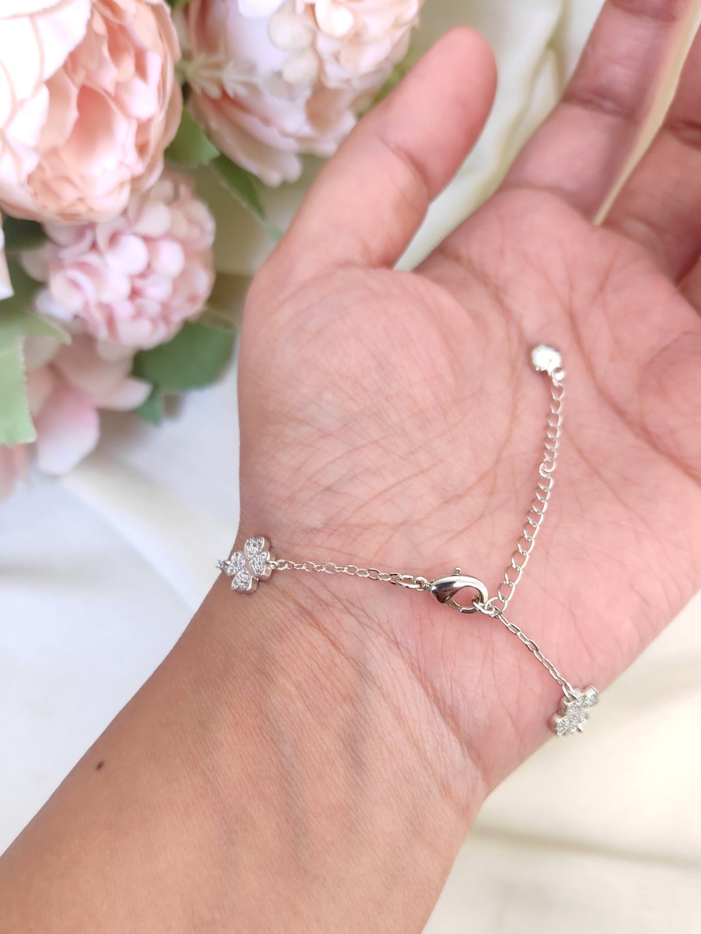 Silver Finish Clover Charm Bracelet for Women | Minimal Everyday Wear Bracelet