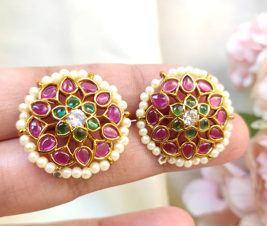 Kemp Studs with pearl detailng