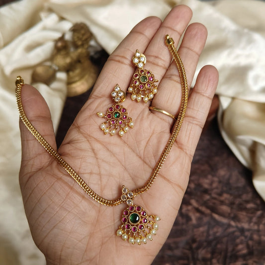 Mini necklace set